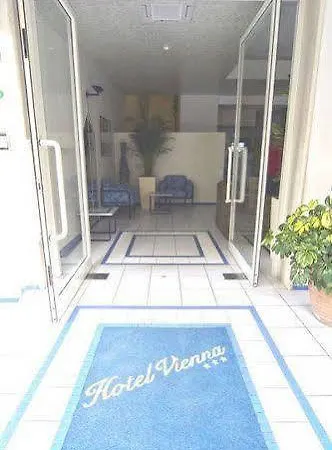 Vienna מלון
