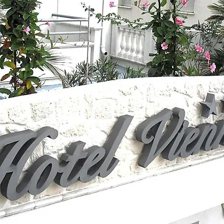 Vienna Hotel