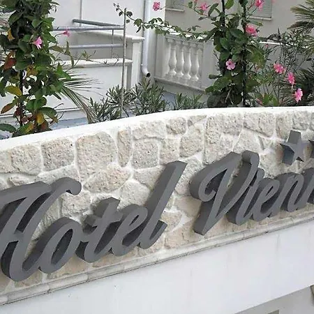 Hotel Vienna 3*